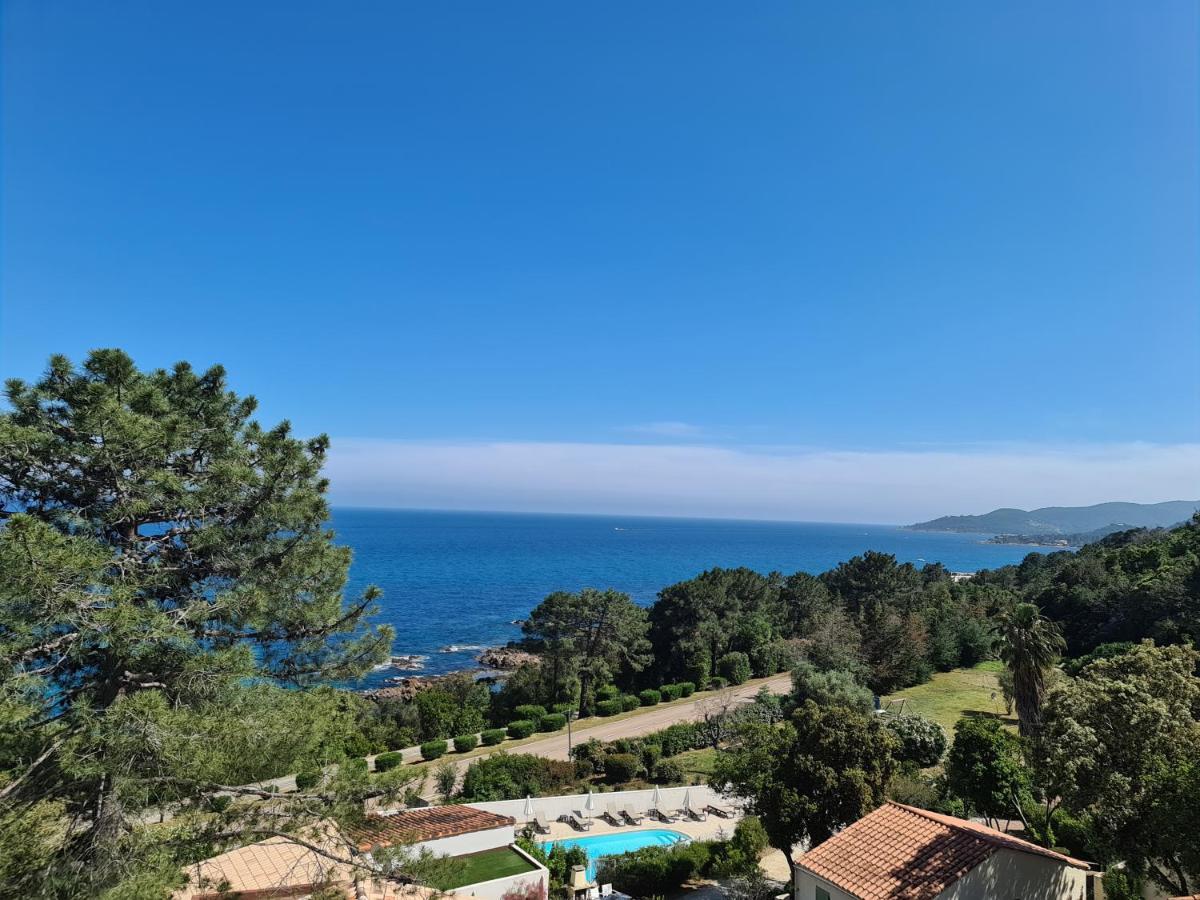 סארי סולנזארה Residence Canella מראה חיצוני תמונה