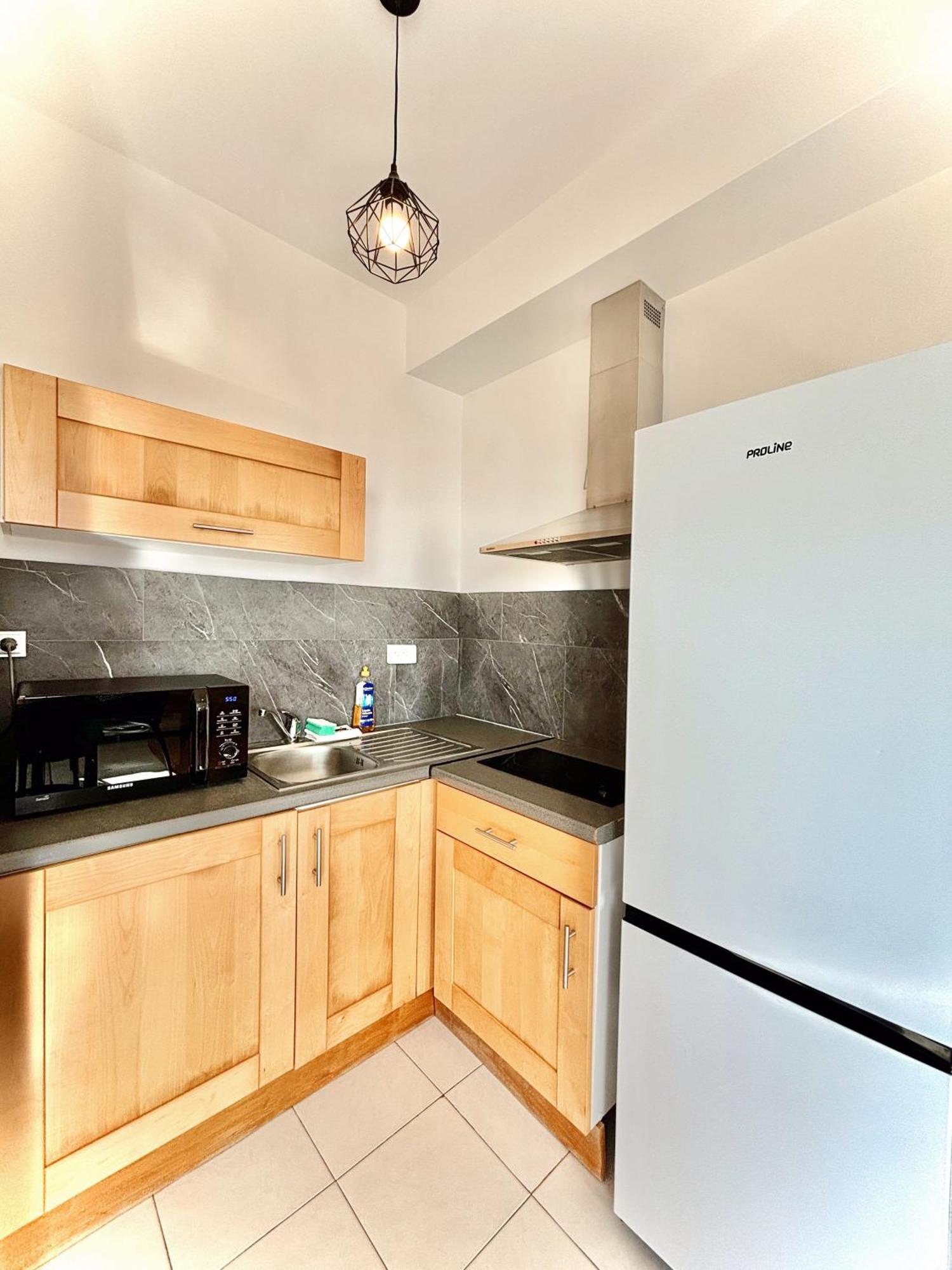 סארי סולנזארה Residence Canella מראה חיצוני תמונה